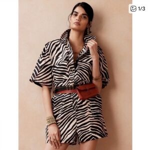 Banana Republic Black and White Zebra Print Women Romper Size S Vacation,spring.